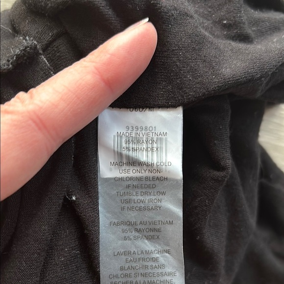 Black Knee-Length Pencil Skirt for Work - Picture 5 of 5